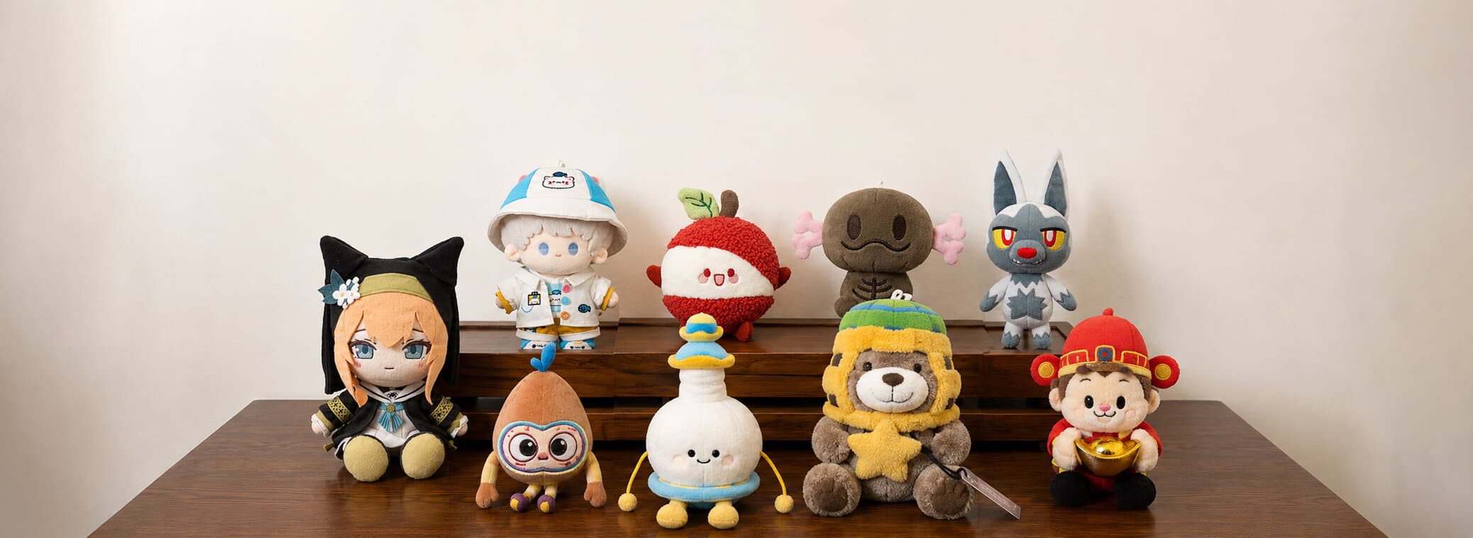 Bulk custom plush toys packed and ready for worldwide shipping